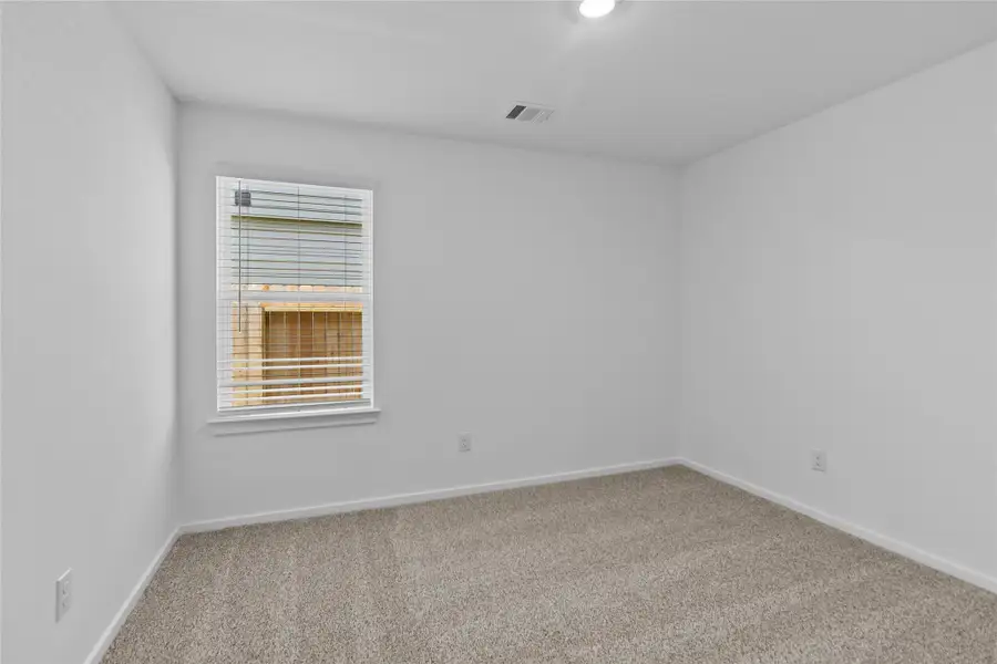 Spacious, unfurnished interior of a new home in Venetian Pines, Conroe (Image 17). Spacious, unfurnished interior of a new home in Venetian Pines, Conroe (Image 17).