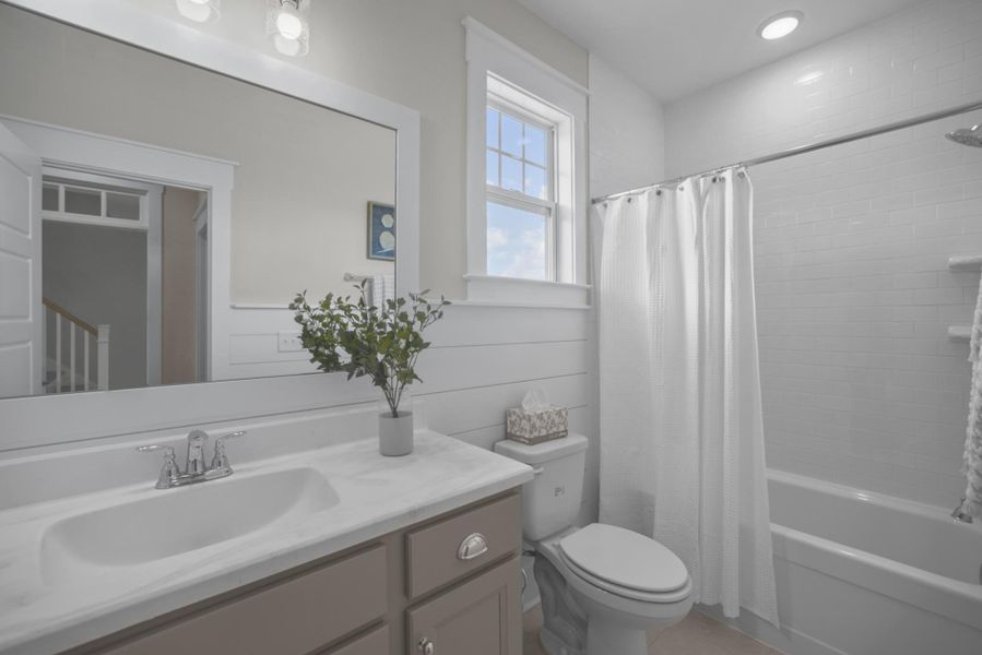 Representative furnished interior of a home built from the Fletcher by Bill Clark Homes in Riverside Cove, Wilmington (Image 17).