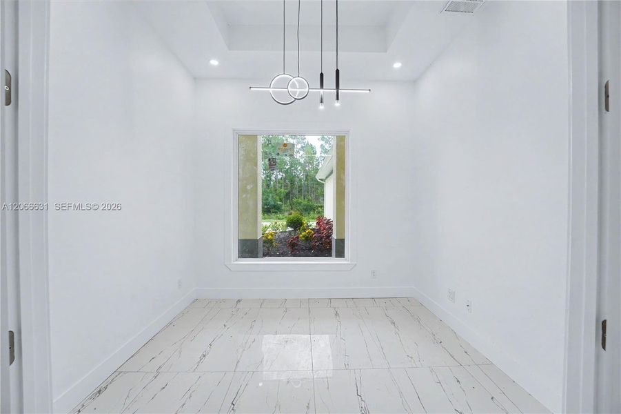 Spacious, unfurnished interior of a new home in , Lehigh Acres (Image 28).
