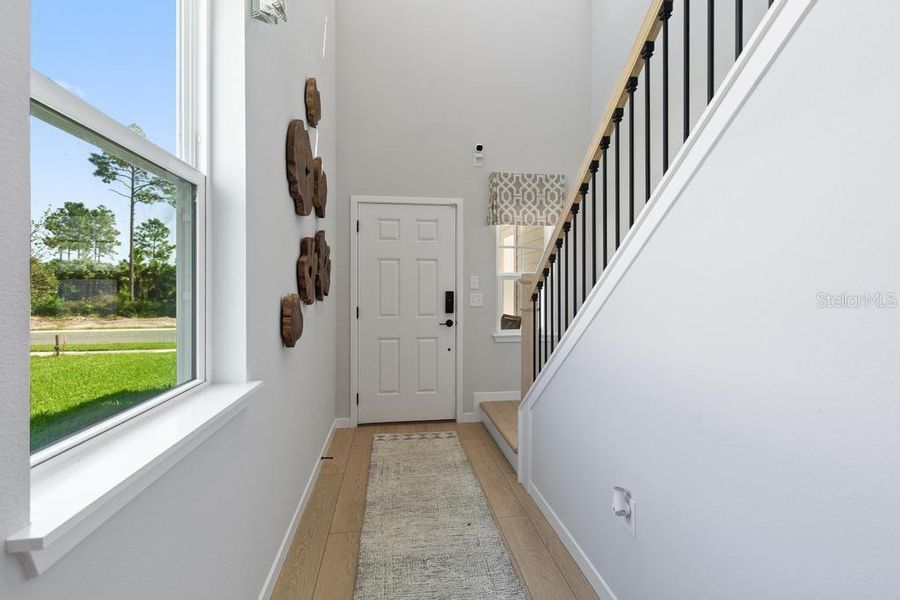 Spacious, unfurnished interior of a new home in Seminole Palms, Palm Coast (Image 27).