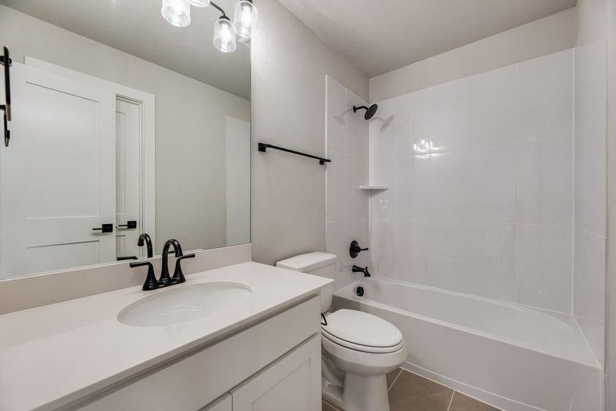 Furnished interior view inside a new home in Providence Cove, McKinney (Image 16).