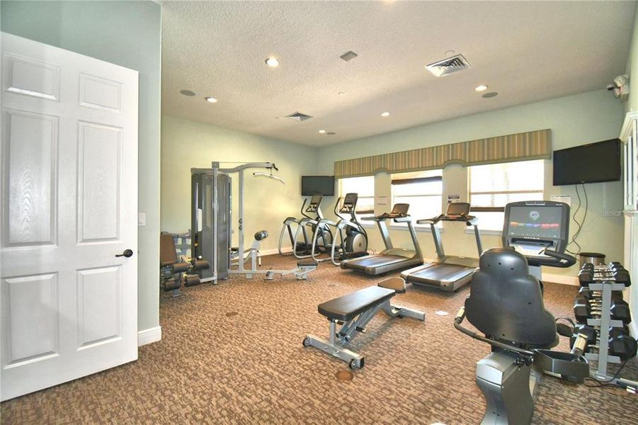 Community amenities in , Auburndale (Image 17). Community amenities in , Auburndale (Image 17).