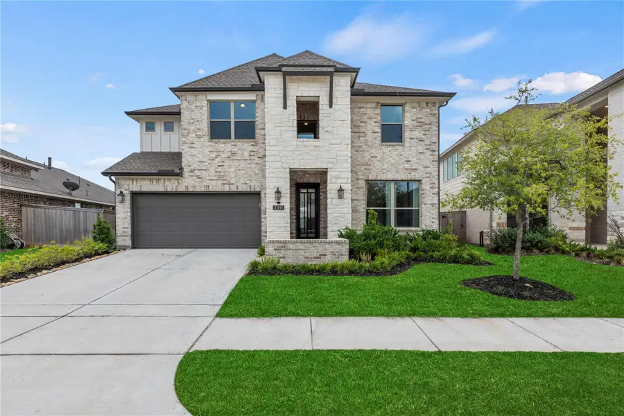 You’re invited to see this exceptional Westin home for yourself. Enjoy a private study, expansive family room, gourmet kitchen, and serene owner’s suite with spa-like bath. Upstairs offers game and media rooms plus spacious guest quarters, while the pool-ready backyard with covered patio and sprinkler system is ready for ourdoor play.