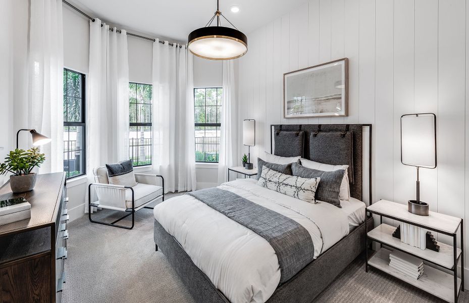 Secondary bedroom with bay window