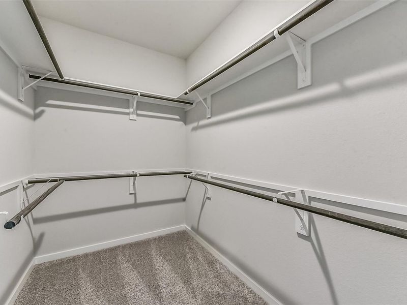 Spacious, unfurnished interior of a new home in River Ranch Meadows, Dayton (Image 35).