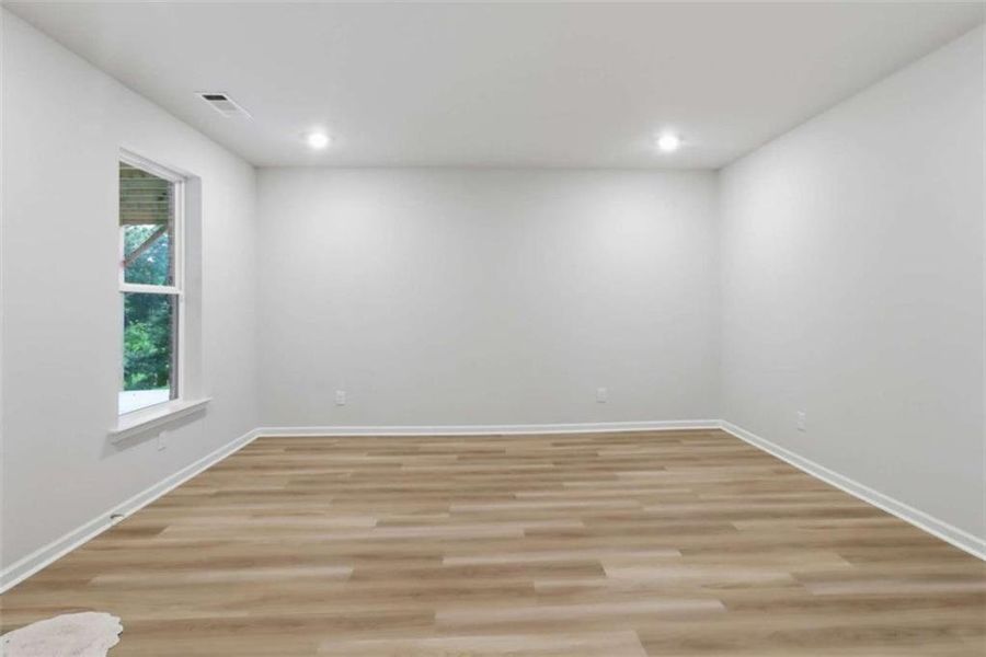 Spacious, unfurnished interior of a new home in Trinity Park, McDonough (Image 68).