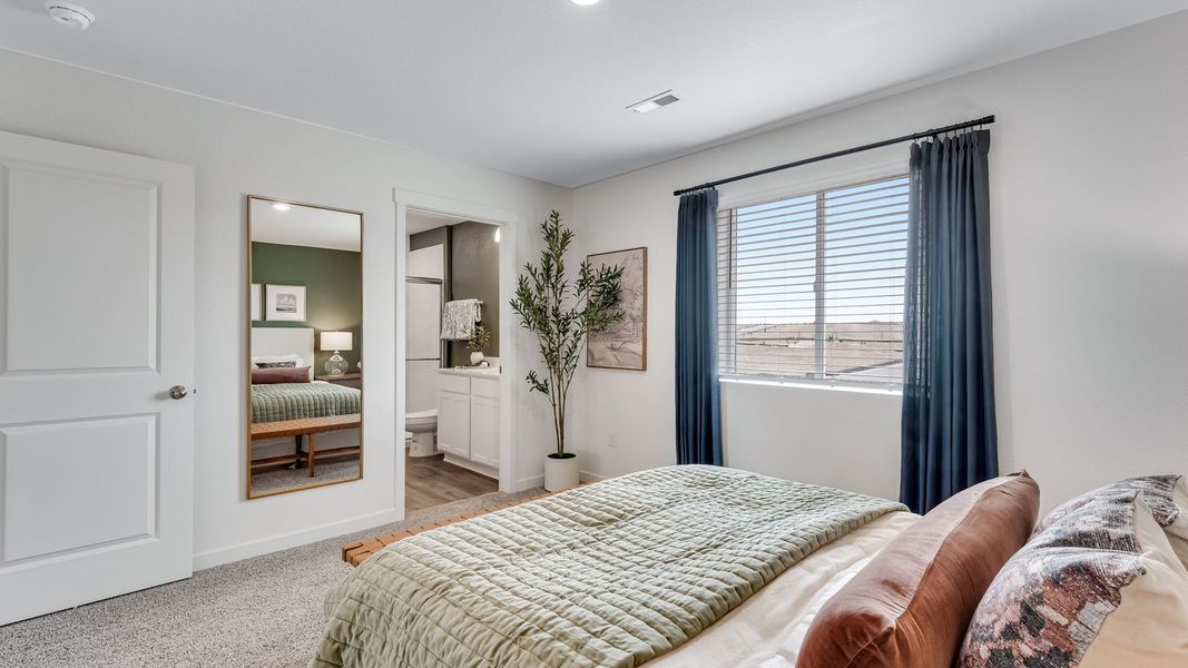 Furnished interior view inside a new home in Ellston Park, Colorado Springs (Image 15).