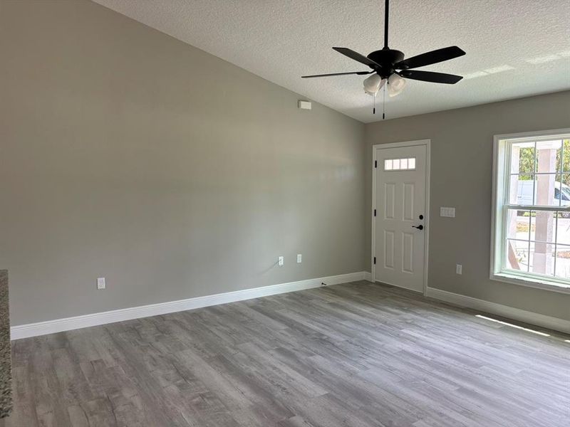 Spacious, unfurnished interior of a new home in , Dunnellon (Image 26). Spacious, unfurnished interior of a new home in , Dunnellon (Image 26).