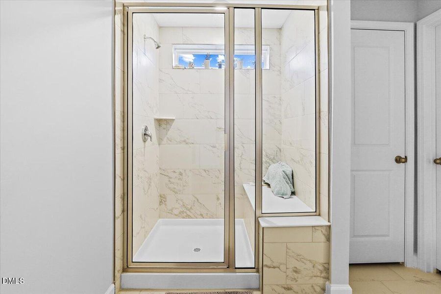 17 Village Edge Dr primary shower