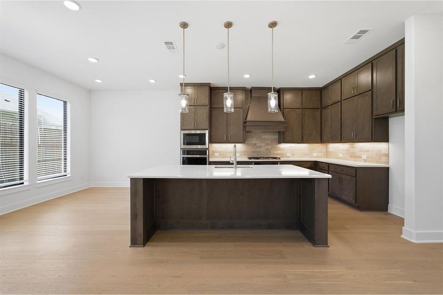 Furnished interior view inside a new home in Sonoma Verde, Rockwall (Image 7). Furnished interior view inside a new home in Sonoma Verde, Rockwall (Image 7).