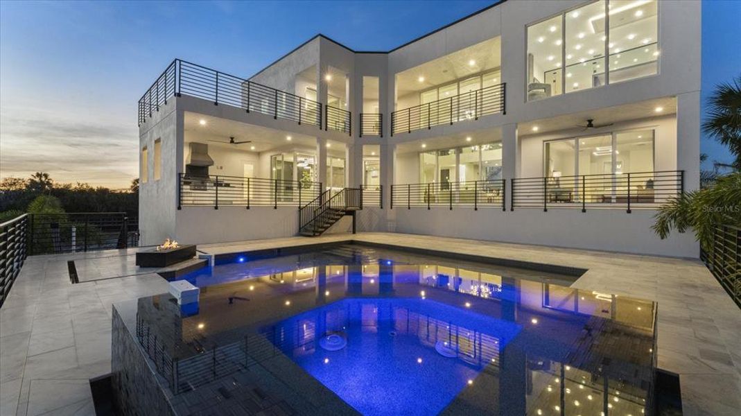 Exterior details and patio area of a home in Legends Bay, Bradenton (Image 36).