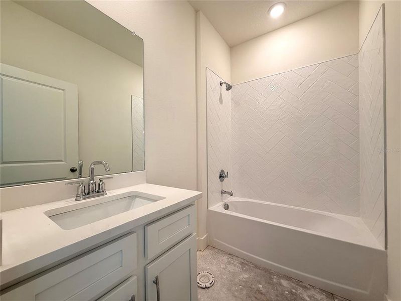 Furnished interior view inside a new home in , Hudson (Image 39).