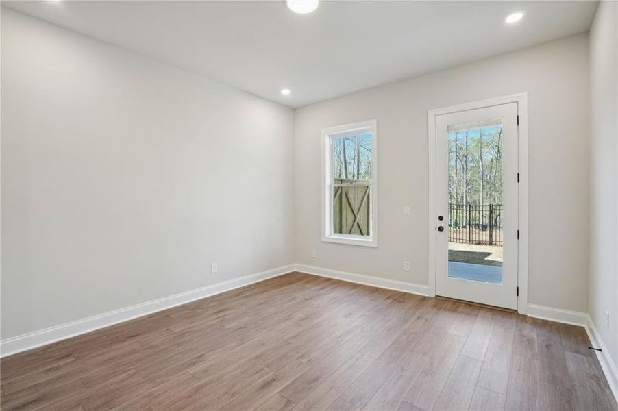 Spacious, unfurnished interior of a new home in Waterside Townhomes, Peachtree Corners (Image 35).