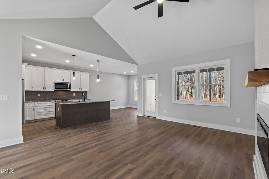 07-9400 Turkey Way _0915