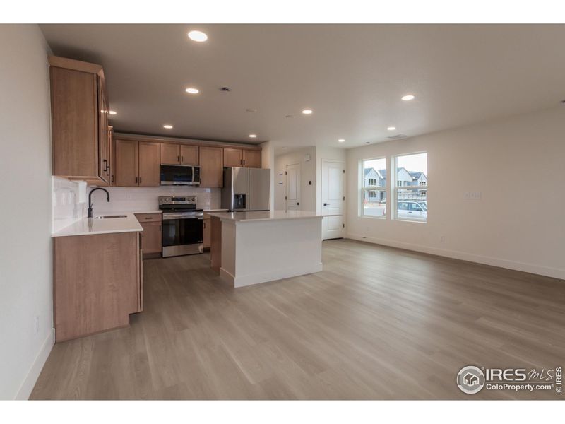 EXAMPLE PHOTO: LIVING ROOM AND KITCHEN