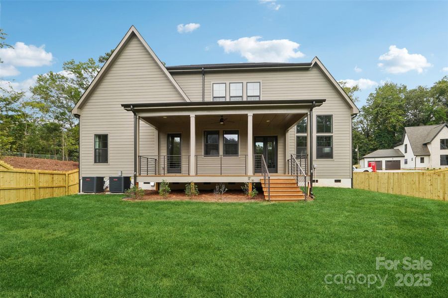 Exterior details and patio area of a home in , Charlotte (Image 4).