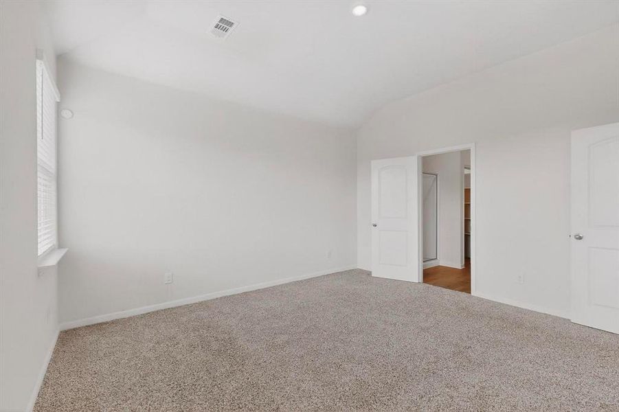 Spacious, unfurnished interior of a new home in Patriot Estates, Venus (Image 39).