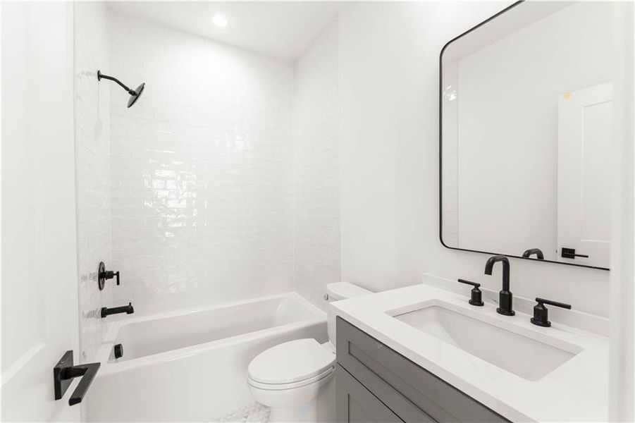 Furnished interior view inside a new home in , Atlanta (Image 37). Furnished interior view inside a new home in , Atlanta (Image 37).