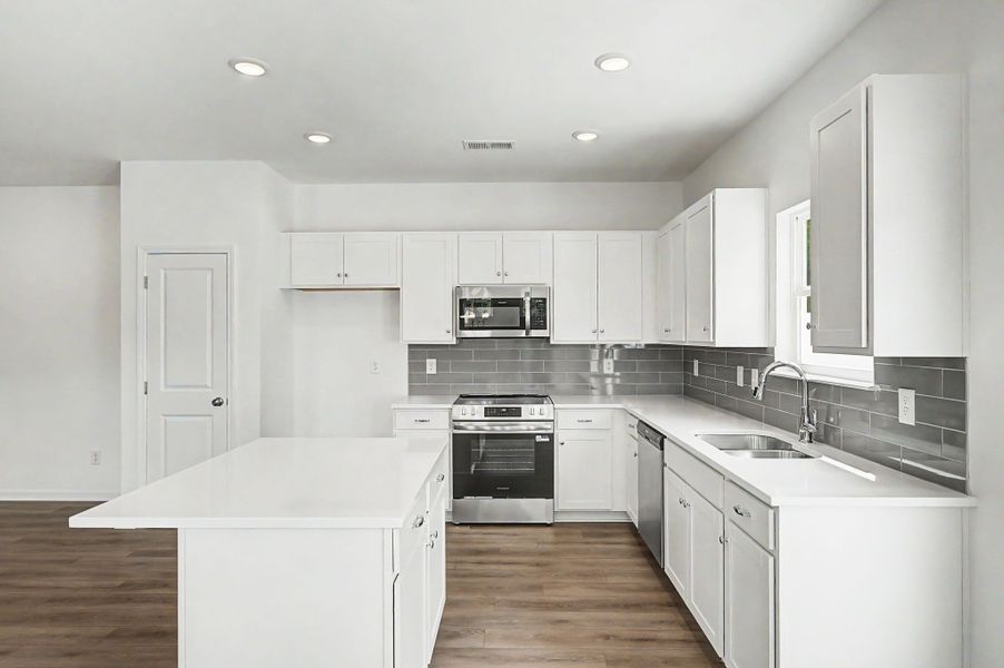 Furnished interior view inside a new home in Ironhorse, Dickson (Image 5).