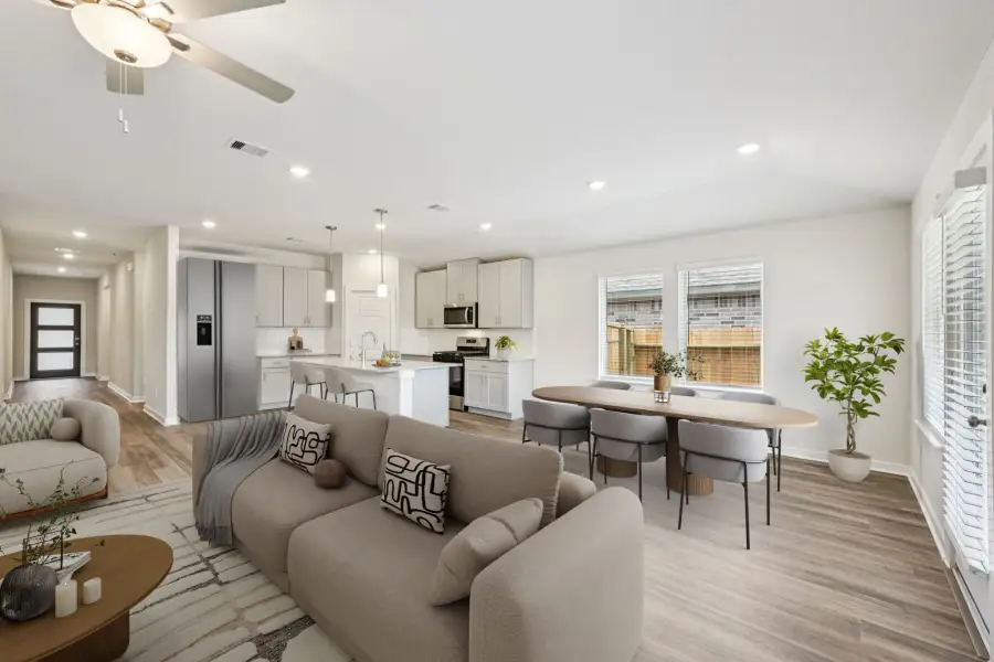 Furnished interior view inside a new home in Stewart's Ranch, Conroe (Image 3).