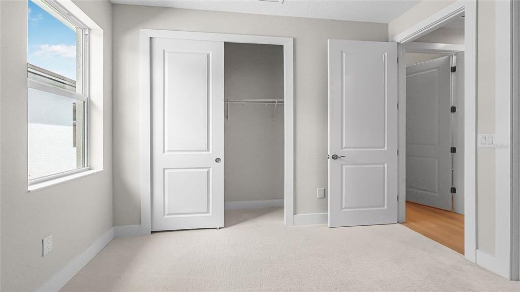 Spacious, unfurnished interior of a new home in Woodland Preserve, Parrish (Image 27).