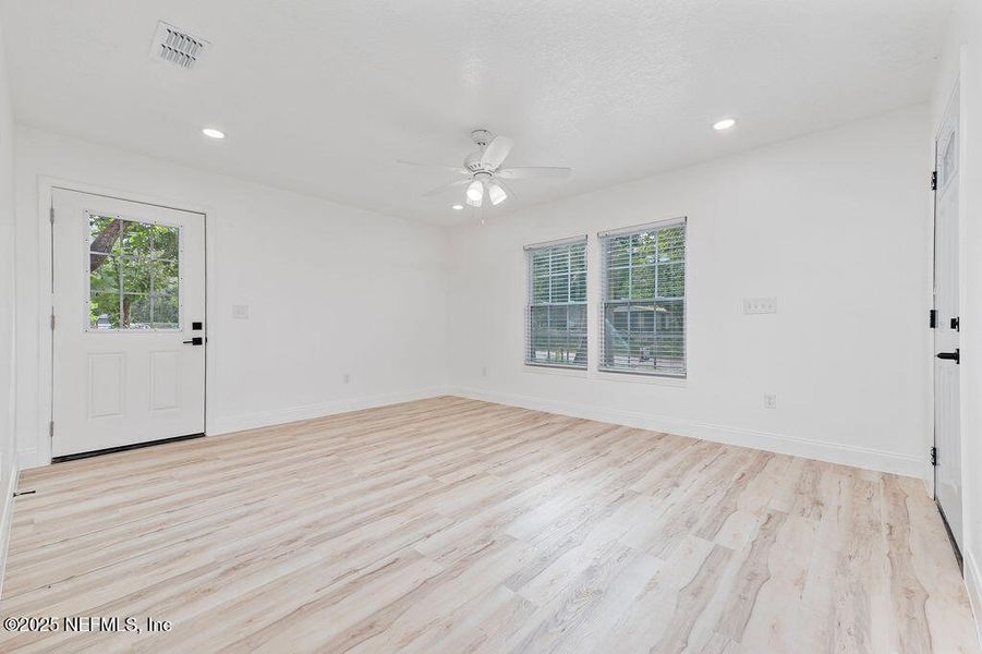 Spacious, unfurnished interior of a new home in , Jacksonville (Image 20). Spacious, unfurnished interior of a new home in , Jacksonville (Image 20).