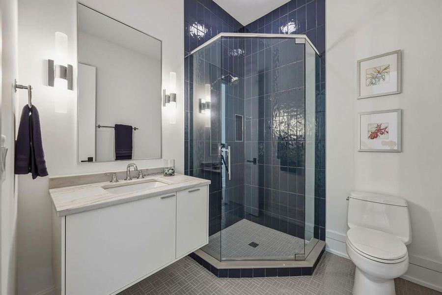 Furnished interior view inside a new home in , Atlanta (Image 60).