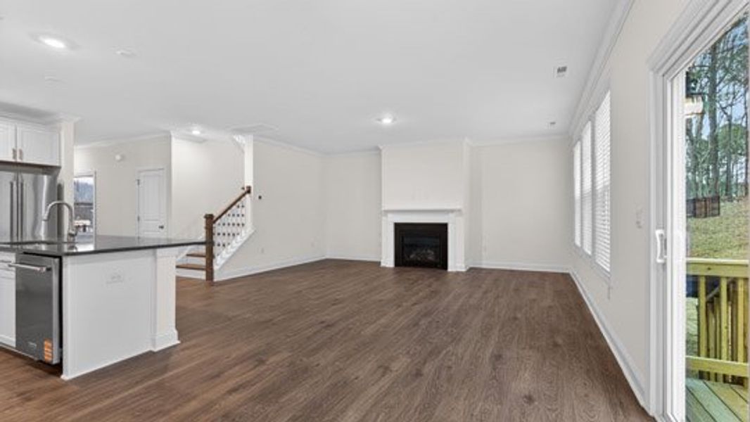 Spacious, unfurnished interior of a new home in The Estates Park, Apex (Image 15).