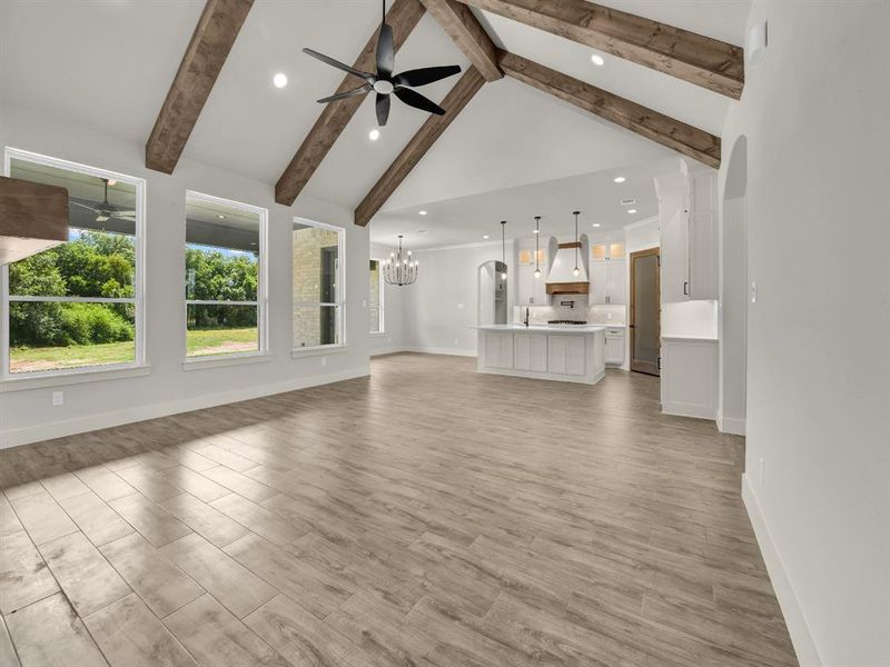 Spacious, unfurnished interior of a new home in , Weatherford (Image 31).