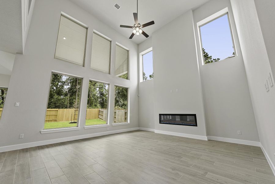 Spacious, unfurnished interior of a new home in ARTAVIA®, Conroe (Image 16).