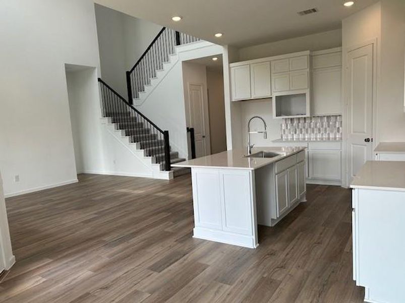 **Photos are representative only. This is not the actual homesite.**