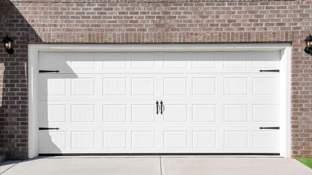 Exterior details and patio area of a home in Baxter Village, Boiling Springs (Image 3).