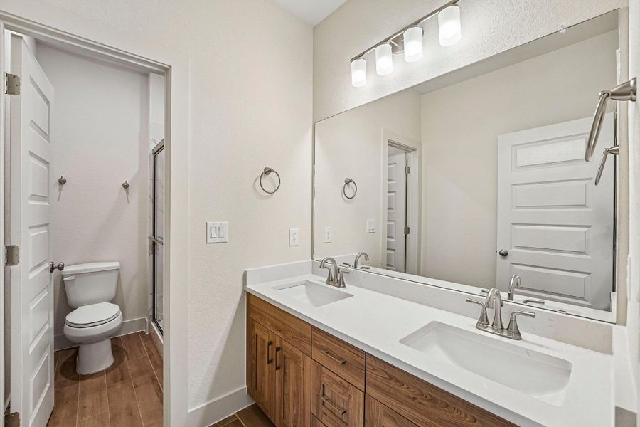 Furnished interior view inside a new home in Sunfield, Buda (Image 9).