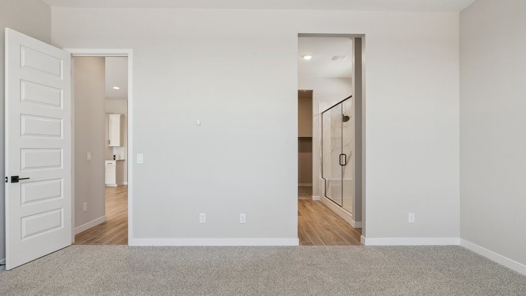 Spacious, unfurnished interior of a new home in Upper Canyon, Phoenix (Image 22).