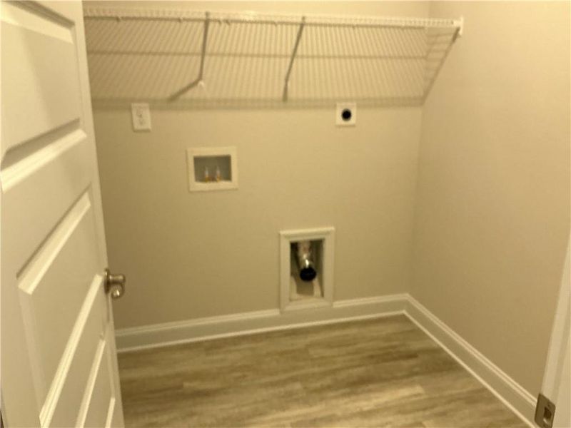 Spacious, unfurnished interior of a new home in Park Place, Bowdon (Image 7).