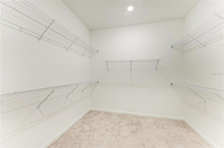 Spacious, unfurnished interior of a new home in , Bradenton (Image 41). Spacious, unfurnished interior of a new home in , Bradenton (Image 41).