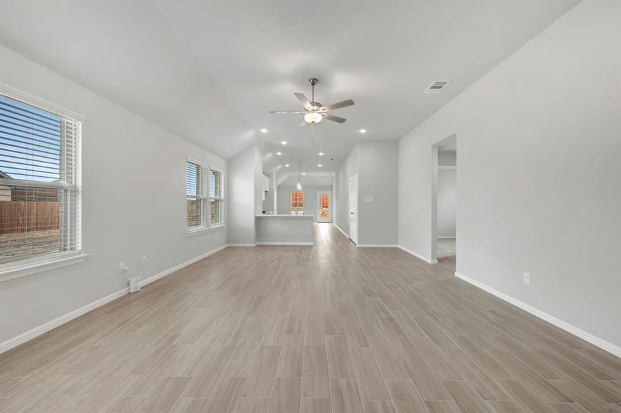 Spacious, unfurnished interior of a new home in Elevon, Lavon (Image 29).