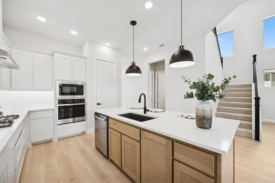 Furnished interior view inside a new home in Mantua Point Gardens, Van Alstyne (Image 15). Furnished interior view inside a new home in Mantua Point Gardens, Van Alstyne (Image 15).
