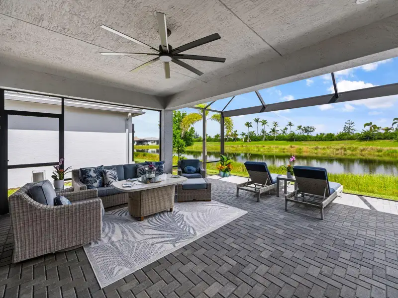 Extended Lanai with private lake view
