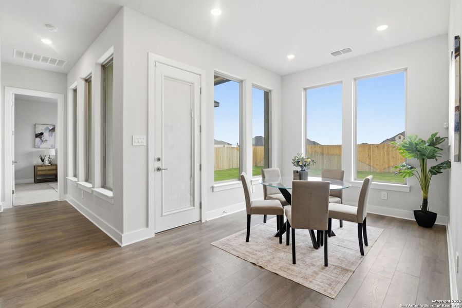 Furnished interior view inside a new home in Haby Hill 60s, San Antonio (Image 11).