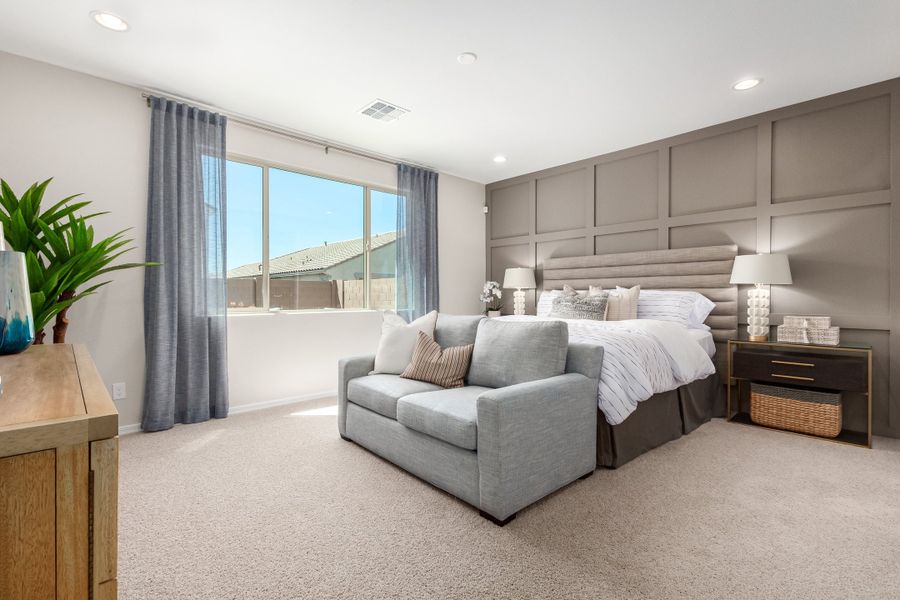 Representative furnished interior of a home built from the 40R1 by Taylor Morrison in Rancho Mercado, Surprise (Image 17).