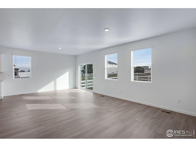 Spacious, unfurnished interior of a new home in Tailholt, Severance (Image 20). Spacious, unfurnished interior of a new home in Tailholt, Severance (Image 20).