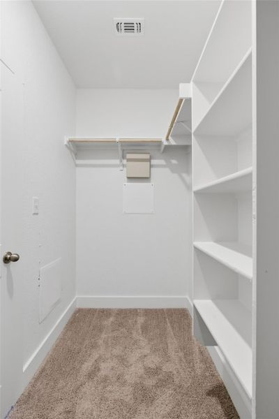 Spacious, unfurnished interior of a new home in Enclave at Cele, Pflugerville (Image 26).