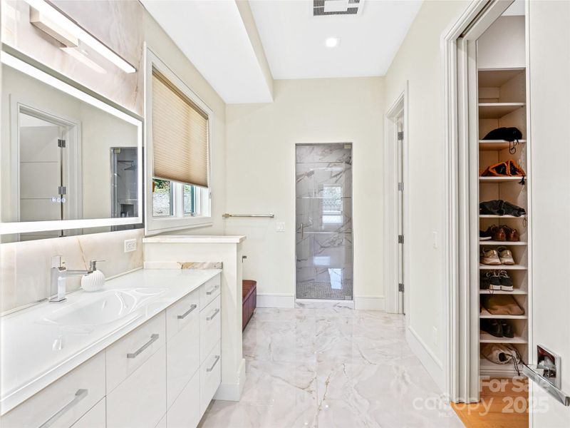 Furnished interior view inside a new home in , Asheville (Image 23). Furnished interior view inside a new home in , Asheville (Image 23).