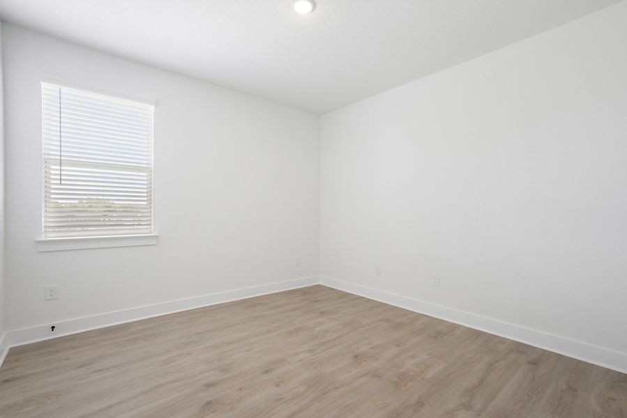 Spacious, unfurnished interior of a new home in Foxfield, Austin (Image 26). Spacious, unfurnished interior of a new home in Foxfield, Austin (Image 26).