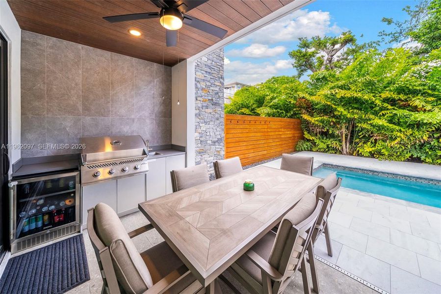 Exterior details and patio area of a home in , Fort Lauderdale (Image 26).