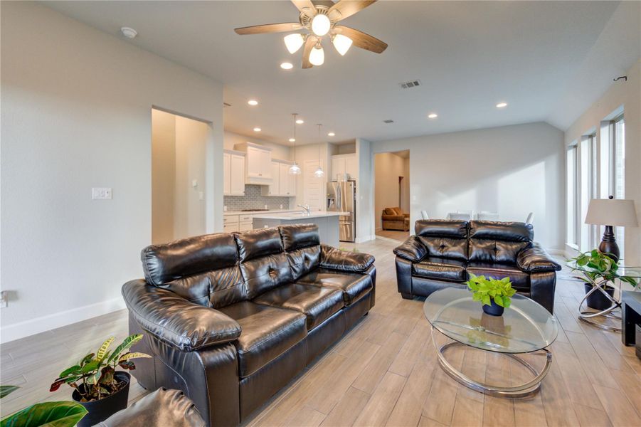 Furnished interior view inside a new home in , Katy (Image 16).
