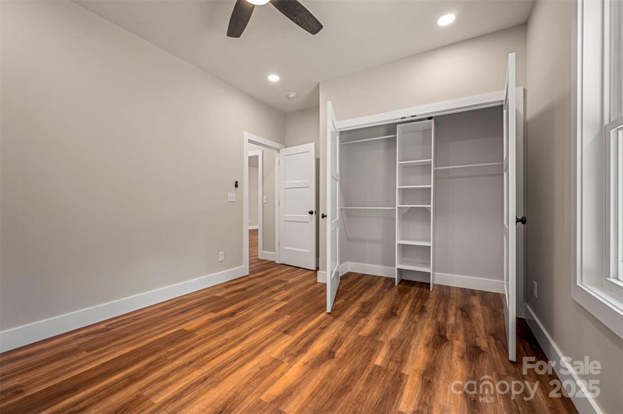 Spacious, unfurnished interior of a new home in , Flat Rock (Image 27).