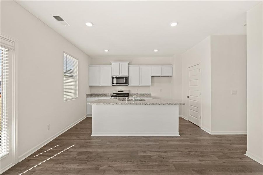 Image 40 of a home in Twin Lakes.