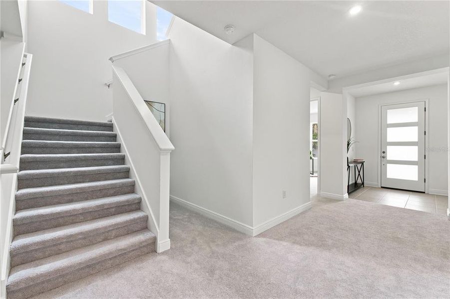 Spacious, unfurnished interior of a new home in , Tampa (Image 28).